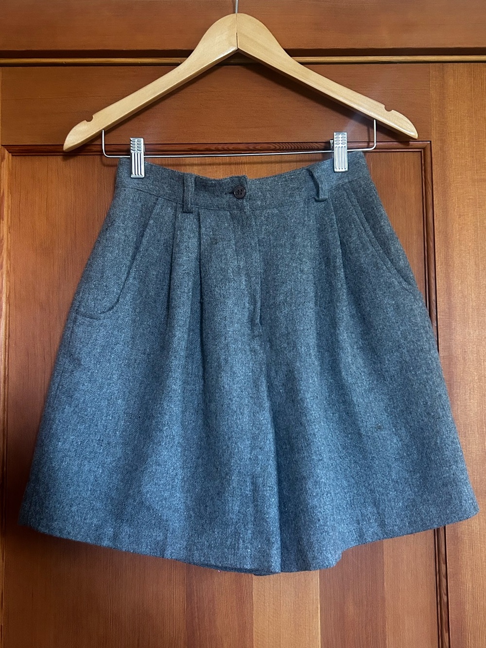 Vintage Wool Pleated Trouser Shorts